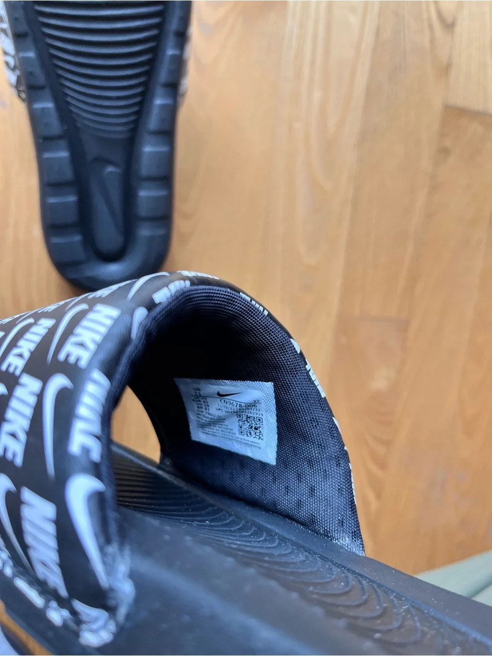 Nike Victori One Game black/ white print Men's Slides Sandals size 11